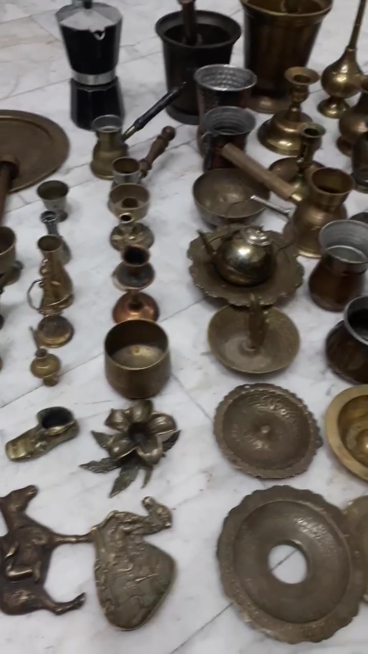 السلام عليكم اخوان عندي هاي االغراظ بيع شلع الجاد يشتري يتصل علا الرقم ***********
@
