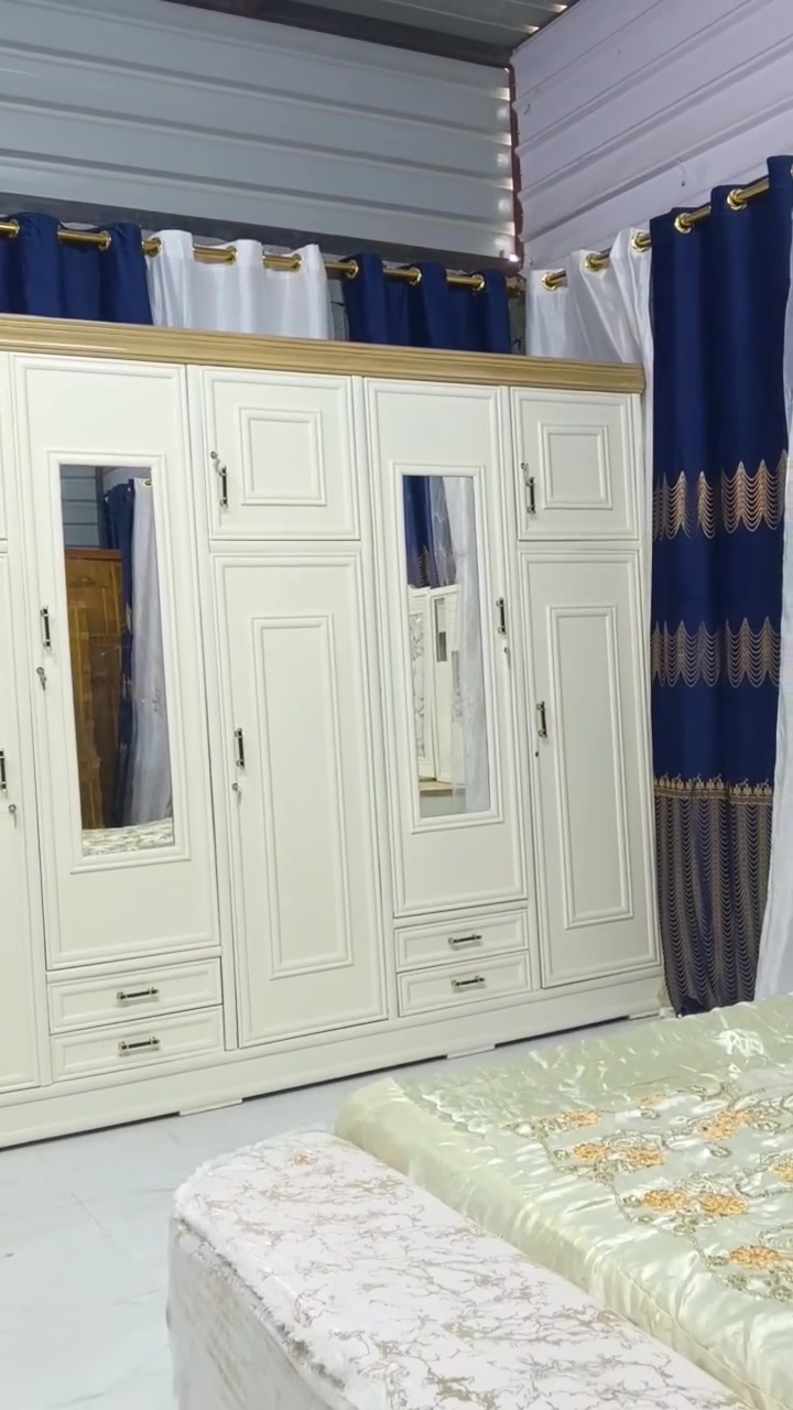 مليون وربع فقط العنوان بغداد حسينية المعامل الشارع العام للتواصل واتساب ***********
يوجد توصيل وشد الى جميع محافظات العراق
