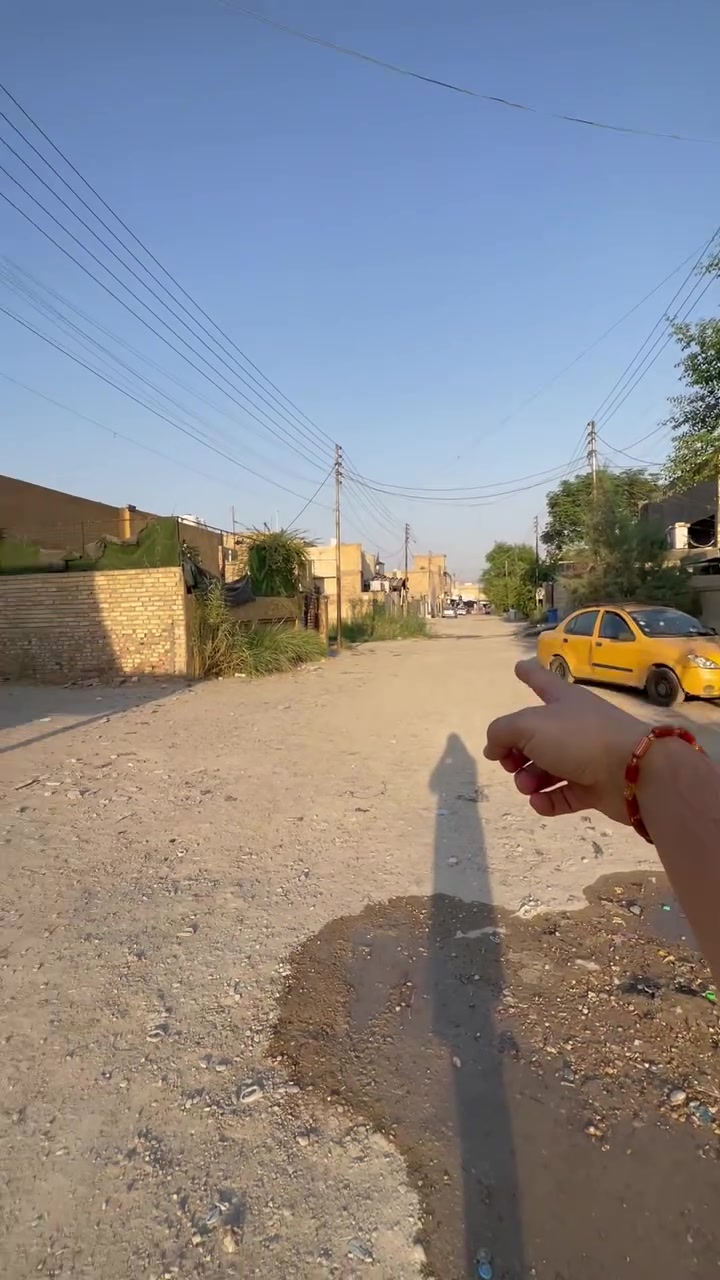 سلام عليكم دار مساحة 100 متر طابقين للبيع البيت جدا نظيف قريب شارع 60 ونافذ علة السوداني السعر المطلوب 65 وبي مجال جاهز للسكن منطقة ال8000 للاستفسار اتصال علرقم *********** او مراجعة مكتب الزبيدي تثمين بيع شراء بانسب الاسعار
