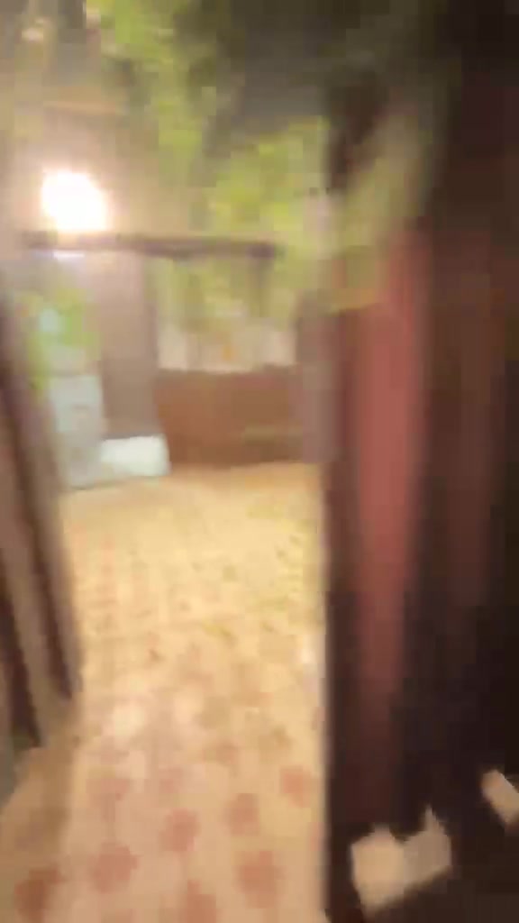 بيت للأيجار الدوره بلبريد مدخل على شارع البريد ومدخل من جهه الشرطه غرفتين فوك وجوه صاله ومطبخ وخدمات وهول الاستفسار واتساب ***********
