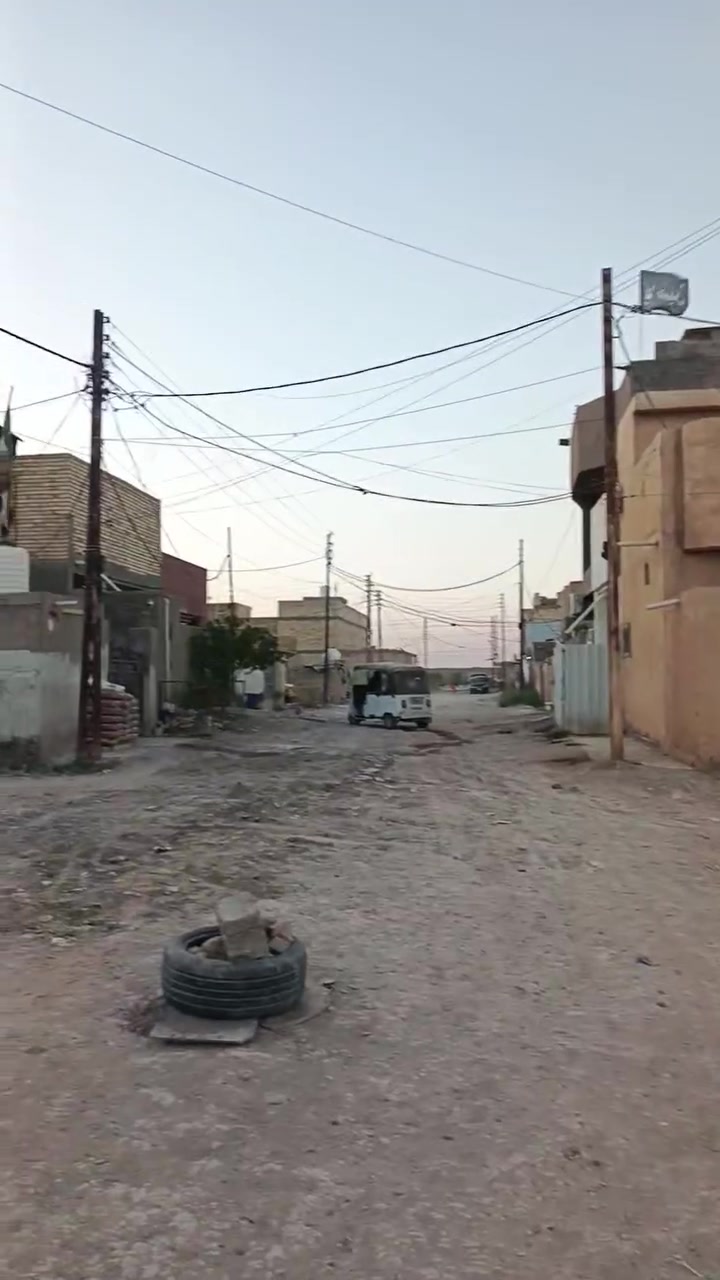دار 120 متر طابقين للبيع 
منطقة الالف قريب المدخل والشارع التجاري 
على التشجير مقابيل مدرسة شرحبيل ابن حسنة 
للتواصل 
***********
مكتب النجوم
