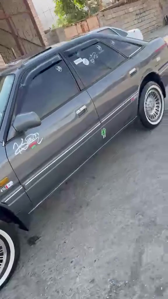 سڵاوی خوای گەورەتان لێ بێت
مازدا  هەشتو بەخ  لۆک لۆک مۆدیل1988
ئاڕمی پلاستیکی سلێمانی بەشەرتی ئەوالیاتو غەرامە گێڕوو مەکینەو دەعموو لێدراوی کارەبای هەرهەمووی بەشەرت نوقسانی لەگیانیا نیە لۆک لۆکە ماڵی دۆستە چەکوش بەگیانیەوە نیە بۆ پەیوەندی کردنیش 
***********
