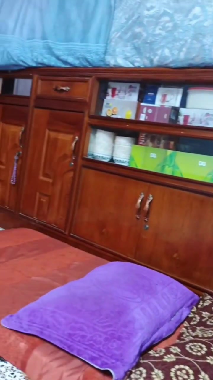 بوفيه حطاطة 7بوب وجرارات وجام  بعدها جديده لو خدش مابيها رايدينها 750  للتواصل مراسلة واتساب ***********
