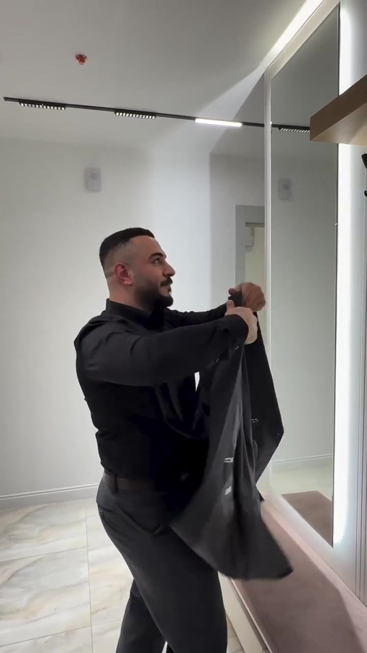 شقة • للبيع • غرفتين`,`صالة`,`المربع الذهبي`,`اربيل