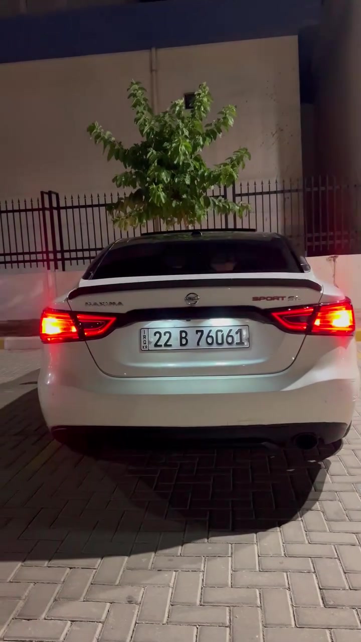 سلام عليكم
السعر 100$ وبيها مجال 
نوع السيارة : نيسان مكسيما 6 سلندر 300hp *
الموديل : 2017
المواصفات : SL فول ( بانوراما ، كشنات جلد ، كشن كهرباء ، كشن تدفئة ، تحكمات ستيرن جهتين ، رادار جانبي ، مثبت سرعة ، حساسات امامي خلفي ، مانع اصطدام ، تحذير الخروج من المسار ، تبريد قطعتين ، منافذ جام أوتو ، ماوس تحكم شاشة , نظام كار بلي ، وضعيات قياد )
أشاير بالمري ، لايتات e
لون السيارة : صدفي
عداد ألمسافة : 150 الف كيلو
عدد الاسطوانات : 6سلندر
وارد : امريكي
رقم اللوحة : اربيل -
ألملاحظات : السيارة بيها 3 قطع صبغ ( جاملغين امامي وبونيد ) ، كير محرك شاصي مكفولات شرط الفحص
مكان السيارة سليمانية
التلفون:***********فقط وااتساب

نص مكتوب في الصور:
- سليمانيه دوكان
- دوكان, Iraq