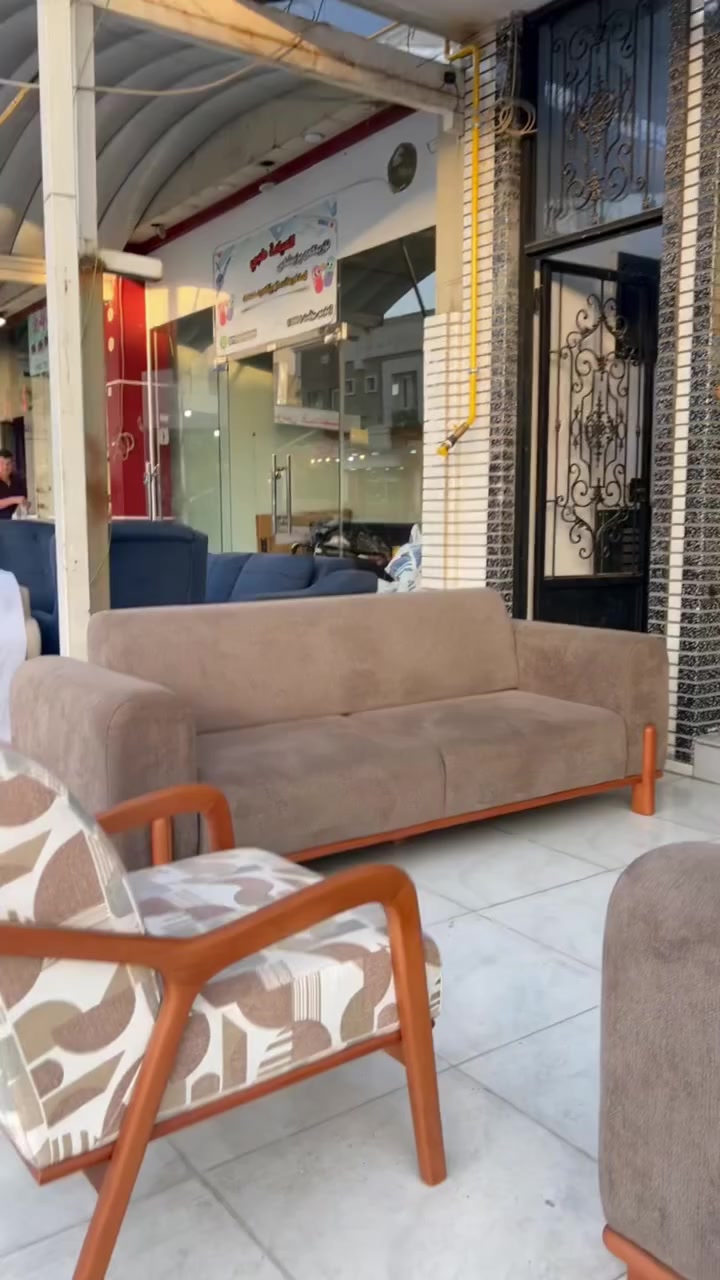 تخم تركي ماركه ipEk  نضافه 100/100 ولاعبالك مستخدم بعده جديد متكون 3+3+1+1 بنضام السرير ضهر قلاب هيكل داخلي والخارجي بلكامل خشب زان طبيعي بمقاس الكتان بمقعد وضهر طبي جدا مريح لين فول بوليستر عنوانه اربيل زانكو ٩٩ قوب مطعم كص/سنگر يوجد توصيل ل بغداد وباقي المحافظات الأخرى *********** Ali zanko #اربيل_العراق_كوردستان #اثاث_فاخر #بغداد #بغداد_بصرة_موصل_الكويت_الخليج_دبي_ #اربيل_دهوك_سليمانية_كركوك_بغداد🔐🇮🇶
