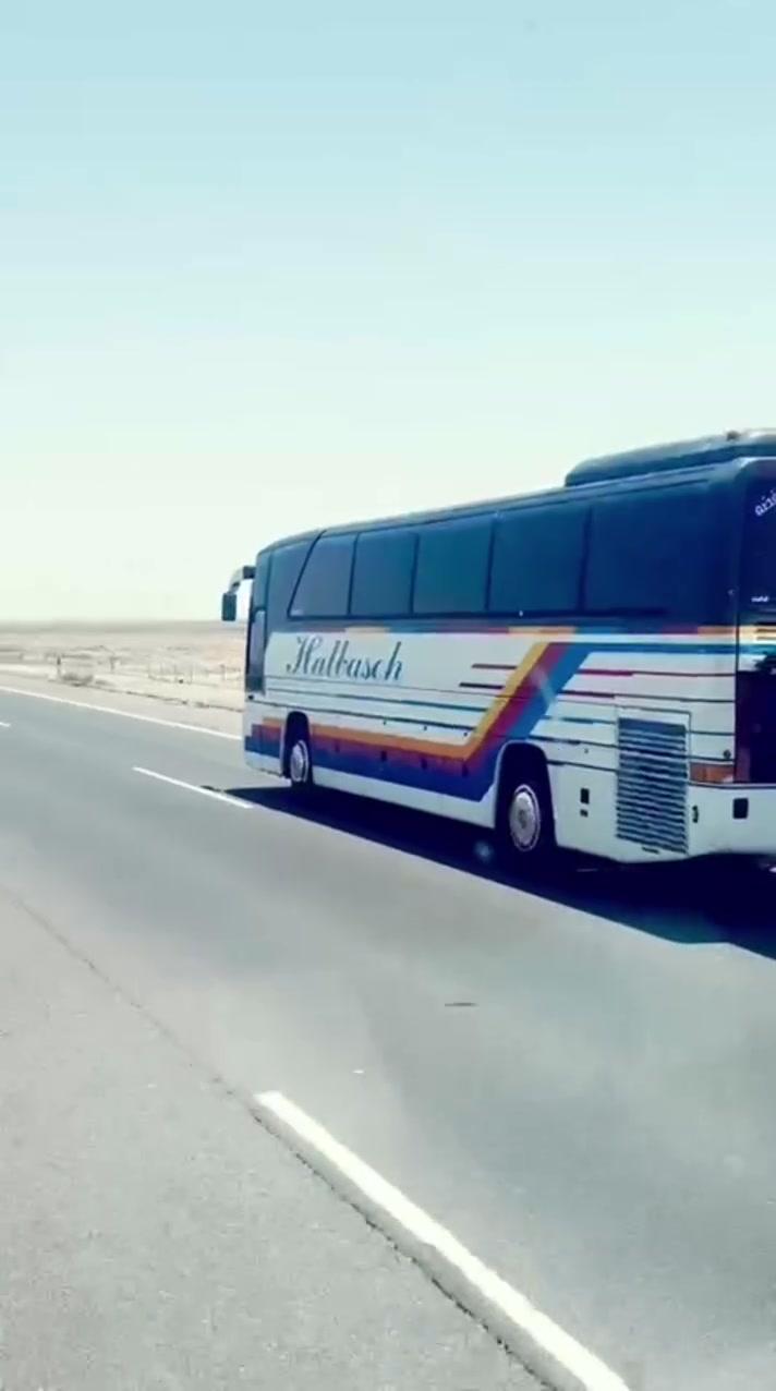 سلام عليكم 350 للبيع مديل 91 سياره دخول جديد تبريد ابو للنكي بلادي سياره كارتون وجاهزه تخم تاير كبل للشارع مكاني بصره للستفسار اتصل ***********

