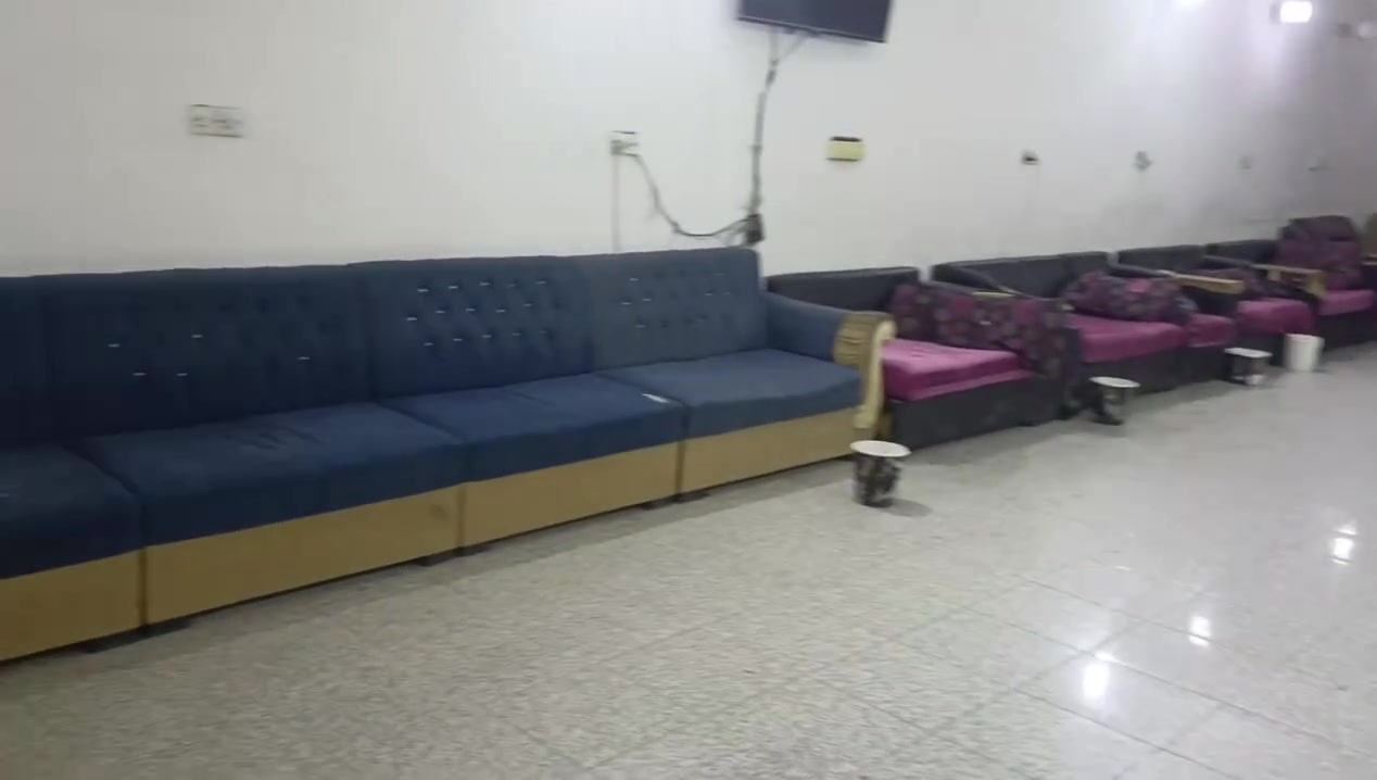 تخم اكثر من 55مقعد للبيع
***********
