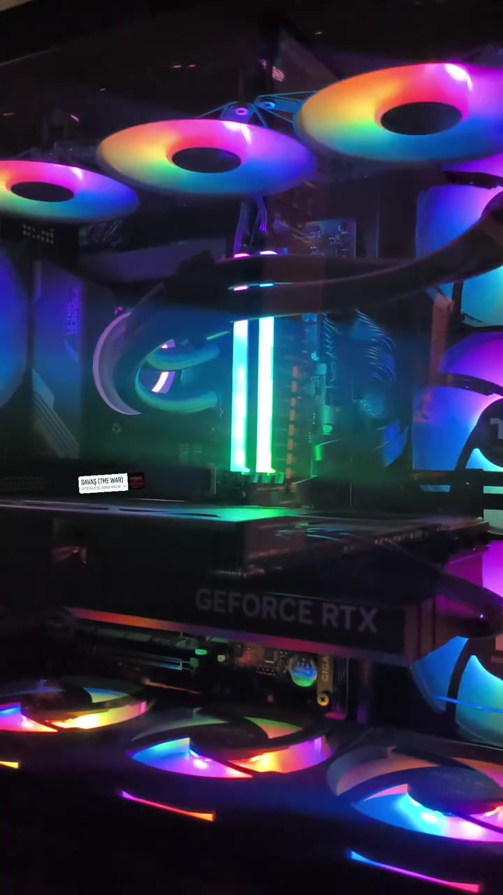 ٤٠٨٠ سوبر • i7 13700K • شاشة سامسونج G5