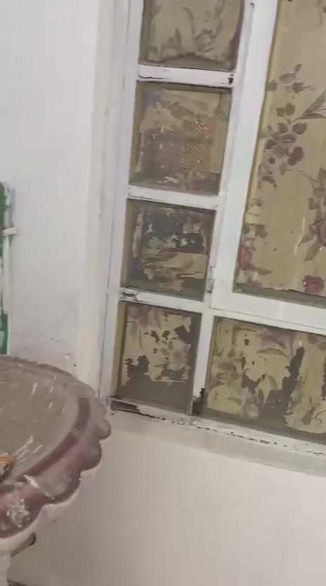 شقه للايجار ضمن بنايه 
المطيحه قرب سيد عدنان 
طابق اول سكن عوائل طلاب وطالبات 
غرفه صاله مطبخ حمامات الايجار 
قفل 350 
***********
للتواصل
