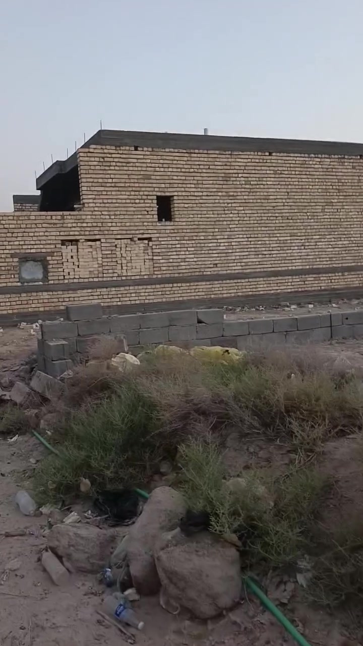 للبيع قطعه ارض مساحه 260متر بحي المختار طابو زراعي صرف تحويل مباشر 
السعر 24وبيه مجال 
***********واتس
***********واتس
