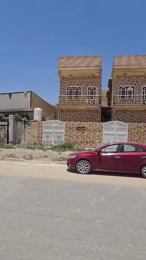 🏠 دار للبيع بموقع ممتاز

📍 حي الأساتذة قرب مستوصف حي الأساتذة
📐 المساحة: 100 متر مربع
📄 طابو صرف
🏠 طابقين، بناء جيد جداً ونظيف
🛣️ شارع تبليط، مجاري وخدمات كاملة

📞 للاستفسار والاتصال بصاحب العقار مباشرة:
***********
