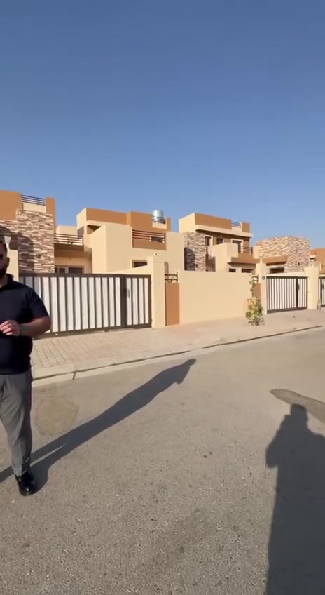 عقار للبيع في كركوك / مجمع مدينتي السكني – حي الورود

السعر الإجمالي: 107,500 دولار

مساحة العقار: 200 متر²
نوع الخريطة: كادي
المرحلة الثانية – جاهز للسكن
نظام الدفع: أقساط غير مصرفية

إعلان رقم (4308)

للاستفسار:
***********
***********

رقم الشكاوى والاقتراحات:
6106

📍 العنوان: كركوك – مجمع مدينتي السكني – حي الجامعة – فيلا رقم 2
