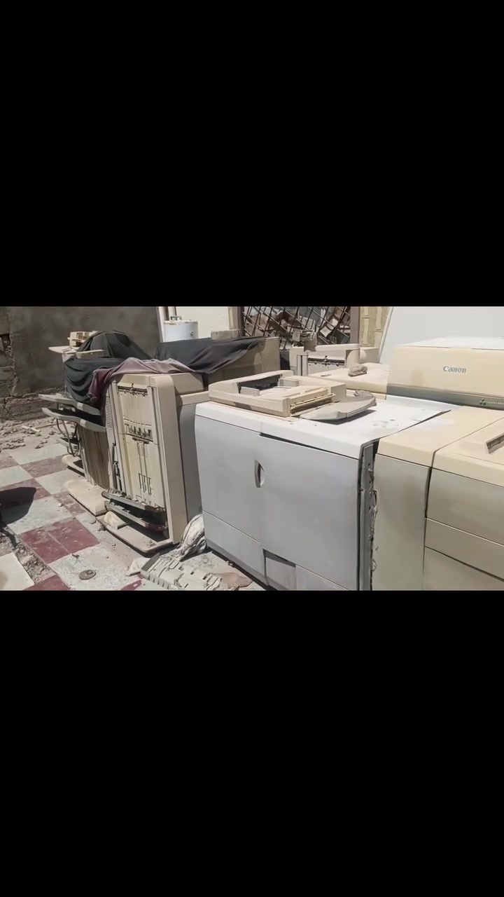 للبيع أجهزة استنساخ وطابعات مستعملة كانون
تتوفر لدينا عدة أجهزة استنساخ وطابعات مستعملة ومتروكة، والأجهزة غير عاملة وتحتاج إلى صيانة وتصليح.
🔧 مناسبة لأصحاب الخبرة والفنيين وورش الصيانة، أو للاستفادة من قطع الغيار.
📌 البيع جميع الأجهزة ***********📞 البصرة  للاستفسار يرجى التواصل معنا.
البيع بحالتها الحالية، والله يوفق الجميع.
