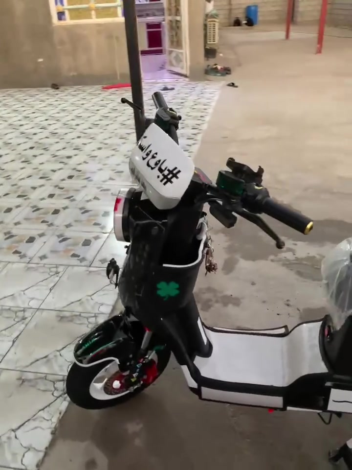 دراجه r9 كفاله عامه صارله شهر من طالعه من لوكيل تجي وتشوفه بعينك شرط ع لبلاد تفاصيل خاص سعر 525 وبيه مجال كلش قليل مكاني بصره النشوه الزريجي رقم تواصل *********** اذا مو شراي اطلع كبل
