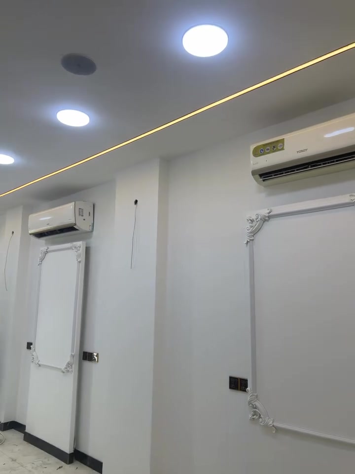 سلام عليكم شباب
كادر صباغين 

وجبس 

داخلي خارجي متواجدين داخل بغداد 

للتواصل ***********
