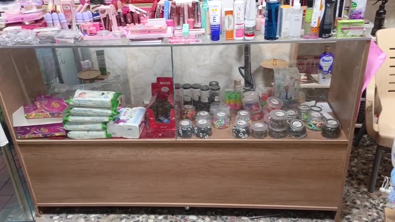 ديكور للبيع باسعار مناسبة
***********
