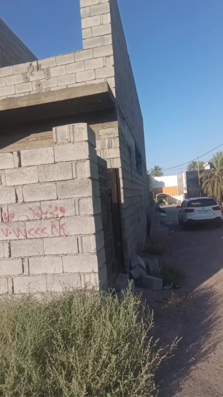 هيكل للبيع على شكل مشتملات مساحة ١٠٠ م 
موقع سبعة نيسان خلف مجمع نوروز 
للاستفسار *********** 
            *********** السعر خاص
