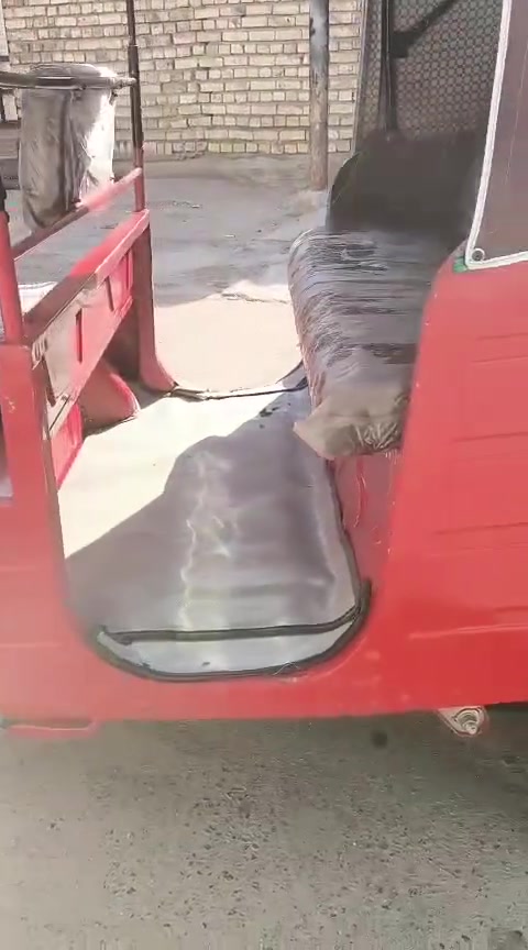 تكتك ٢٠ لبيع تكتك جاهزة من كلشي بيهة بس دوس مكان الدورة ابو دشير ***********
