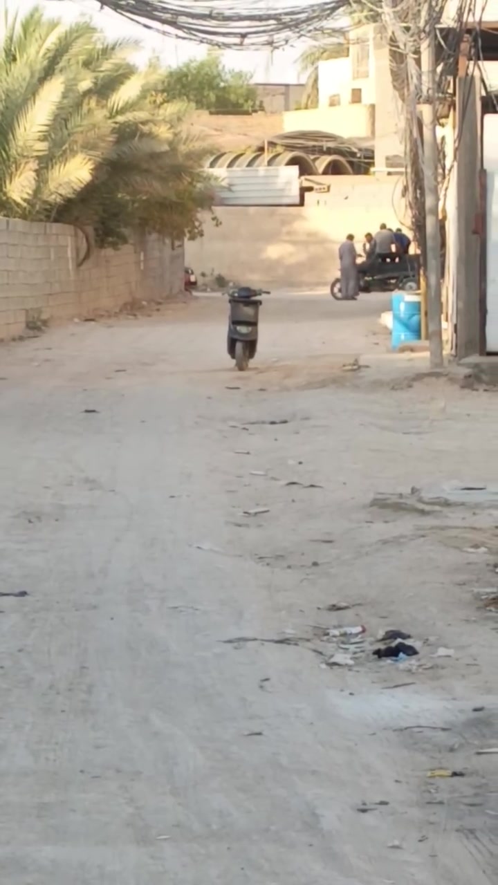 يوجد لدينا هيكل طابق واحد بيت 65 متر بكنطرة السلام مقابيل الجسر مال المشاية مطبعة الوارث السعر 45 مليون وبي مجال قليل يرهم مقدمة اقل شي 25 مليون والبقاي قسط حسب الاتفاق للاستفسار مراسلة الصفحة أو اتصال بل رقم الهاتف ***********
