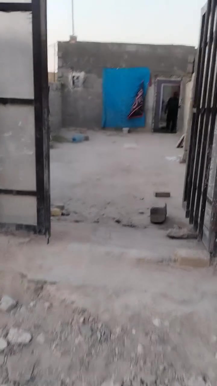 بيت لبيع مساحته 100 متر واجه 5 ونزال 20 سند زراعي 25
بي غرفه وصاله
شارعه 6متر
بيت نضيف
سعر 15وبي
مكان بابل الحمزه الغربي حي بابل
***********
