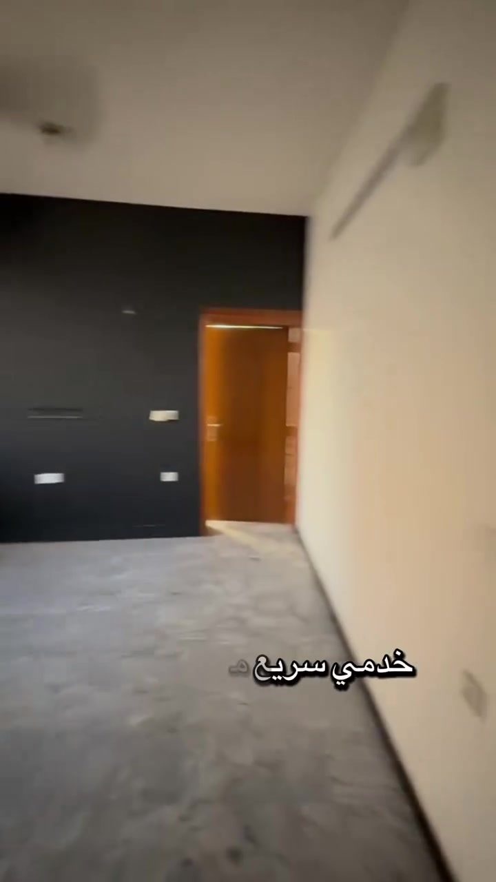 سلام عليكم شقة للايجار في كم سارة تحتوي علي غرفتين نوم وخدمات للاستفسار ***********  ***********
