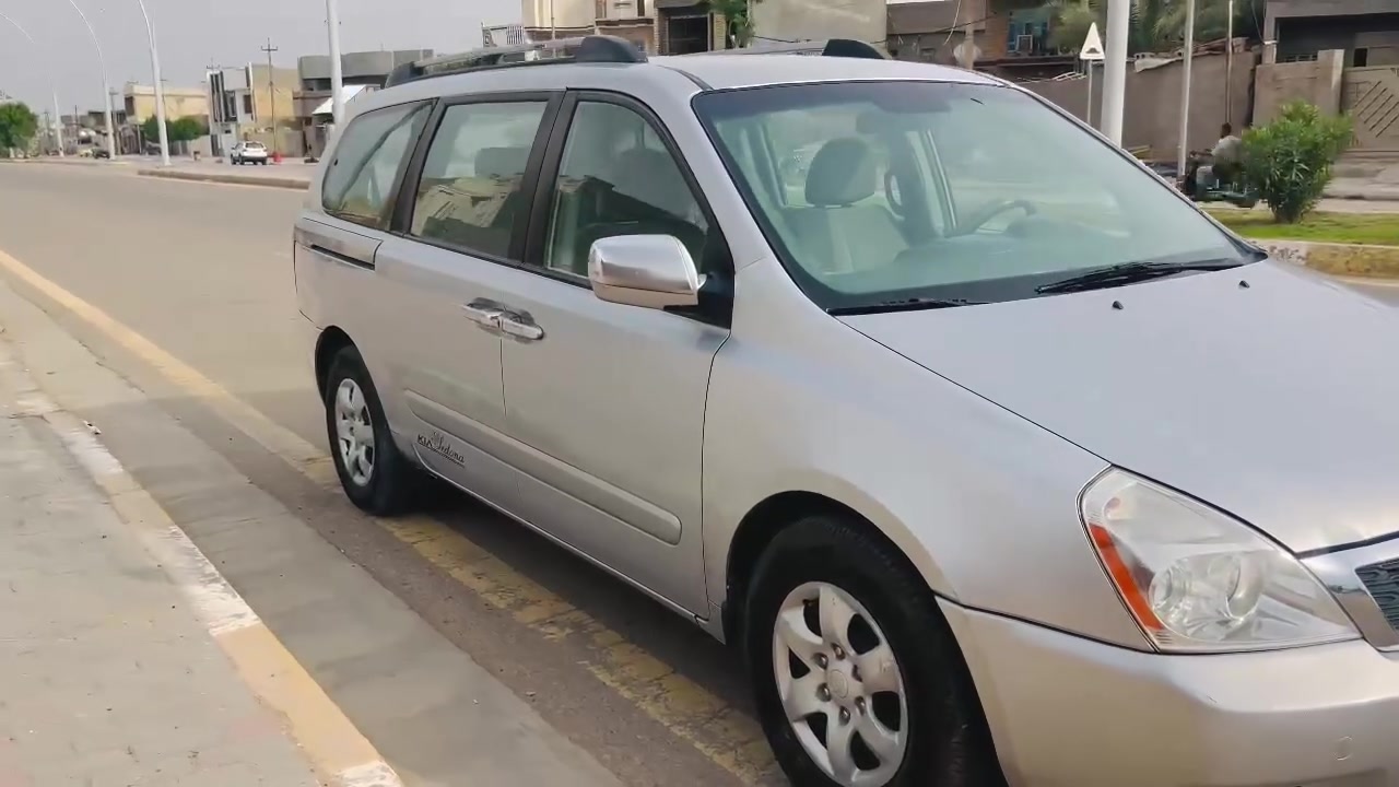 السلام عليكم
كيا سيدونا ٢٠٠٧
بأسمي سنوية تسقط ب٢٠٢٧
حادثها من امريكا جاملغ امامي جهة السائق مبدل بيها قطع نفس اللون وبيها صبغ مكانات
سيارة حلوة مال بيت
تخم تاير
صدر امامي وخلفي  جديد
تبريد ٣ قطع
محرك ٣٨٠٠
رقم انبار مشروع وطني
السعر ١٠٠ وبيها مجال للشراي
الاتصال ***********
