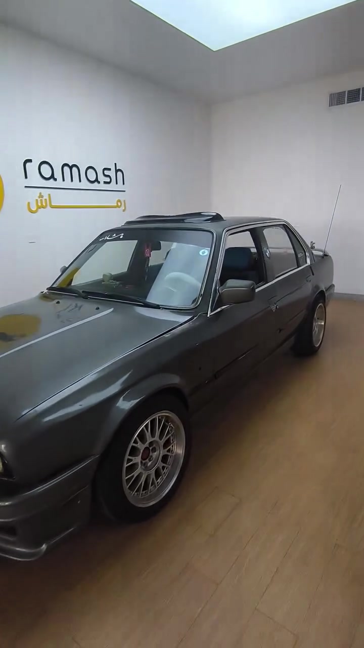 زعره لبيع شرط تحويل غرامه بطاقه بانزين بي مكينه كير وتأيرات ابشرط مكان السياره كركوك العروبه قرب جامع الامام علي اي استفسار هاذا الرقم *********** السعر 37ورقه وبي مجال قليل👍
