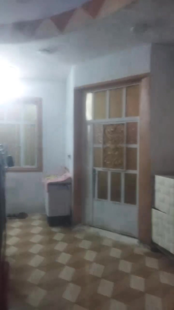 دار للبيع منطقه الشاعوره  مساحه البيت 150متر ...استفسار اتصل ع رقم ***********
