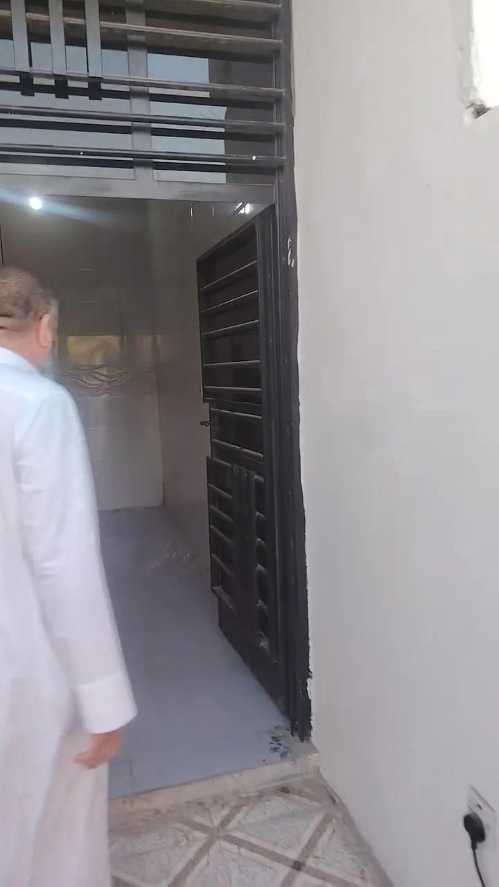 دار للايجار بناء حديث
غرف نوم عدد 2
مطبخ معا ملحقات كاملة
حمامات عدد ٢
ستقبال
موقع مقابيل مركز شرطة
استفسار ***********
