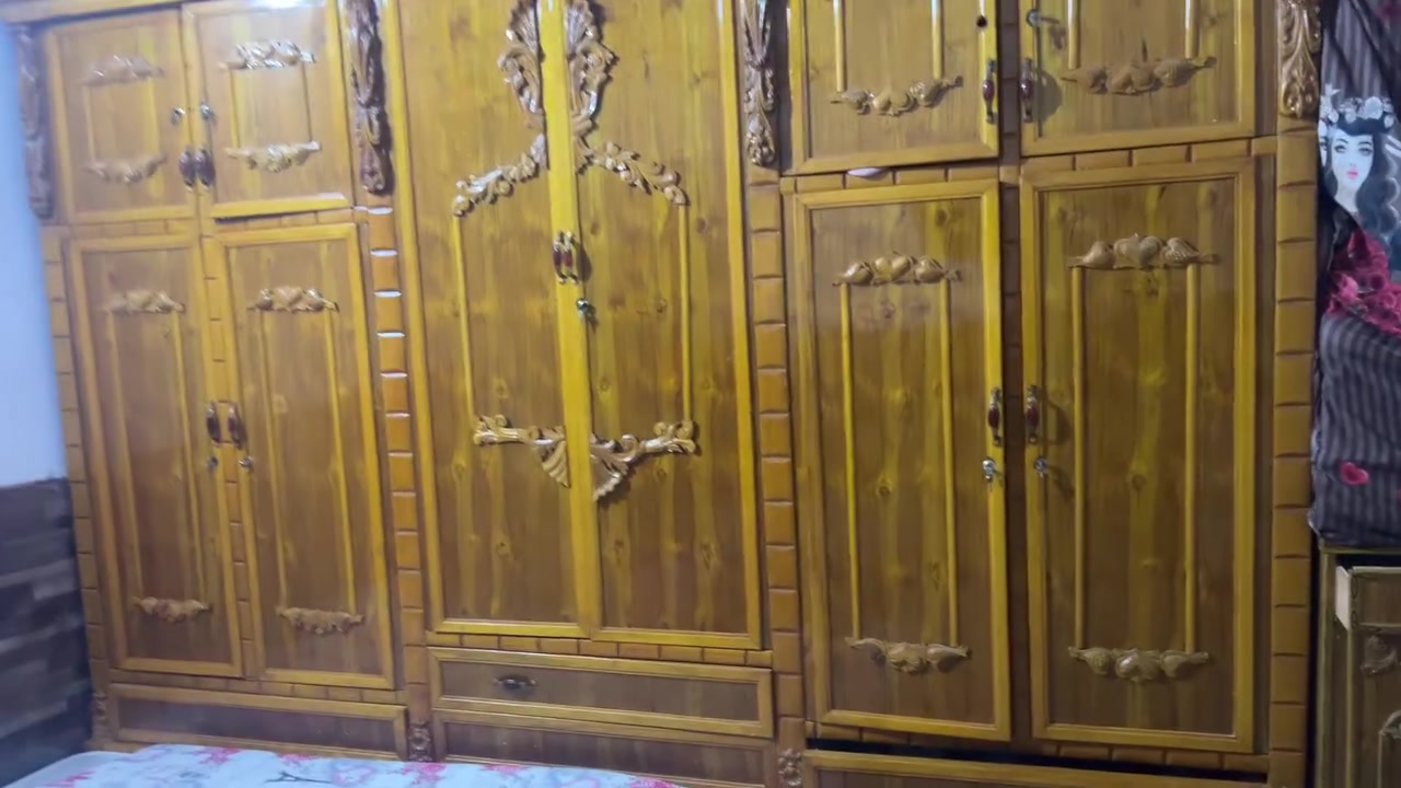 درجة أولى • مضطر أبيع • مكانه مدينه
