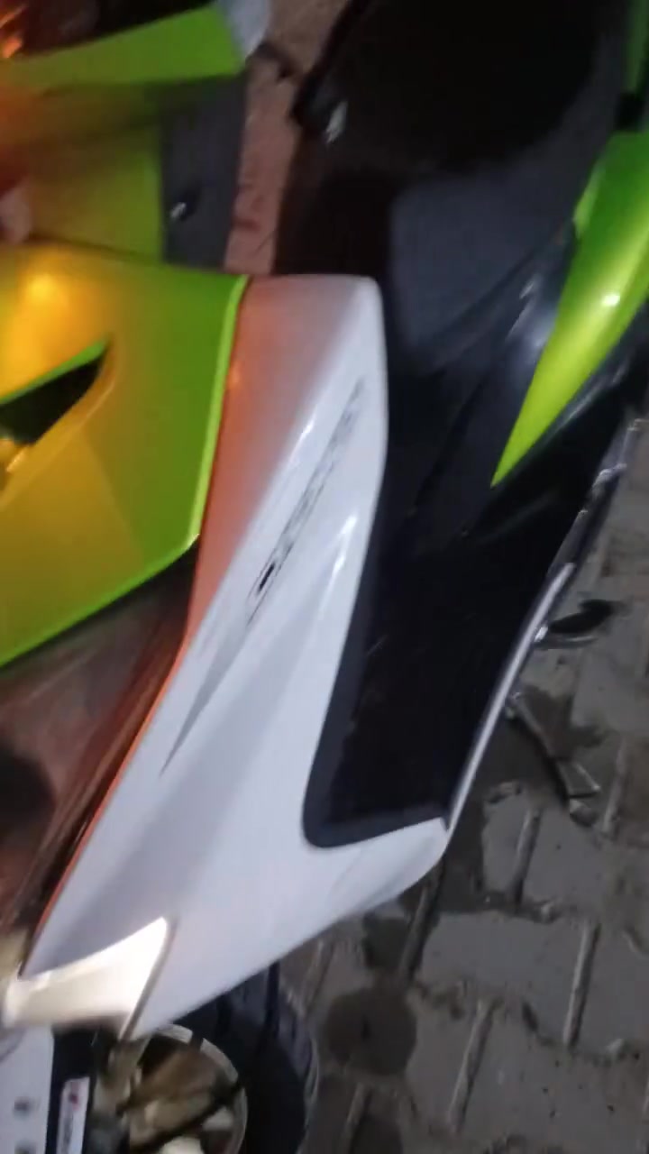 السلام عليكم
سكنس موديل2023 نضيفه تجي وتشوف بعينك مابيه كل نقص تايرات جديد دبلات جديد كهربائيات كلهن شغالات ضفيرة ماملعوب بيها برغي مامفتوح ب الدراجه دبل اشاره بك لايت لد لايت عالي ناصي كله جاهزه مكينه مامفتوحه وعلى الشرط سحب يخبل اصعد وسوق للبصرة              السعر 375
جاهزة الله يشهد ومتوازي ع البيع
مكاني نجف الكوفه 
خاص او اتصل ***********0
