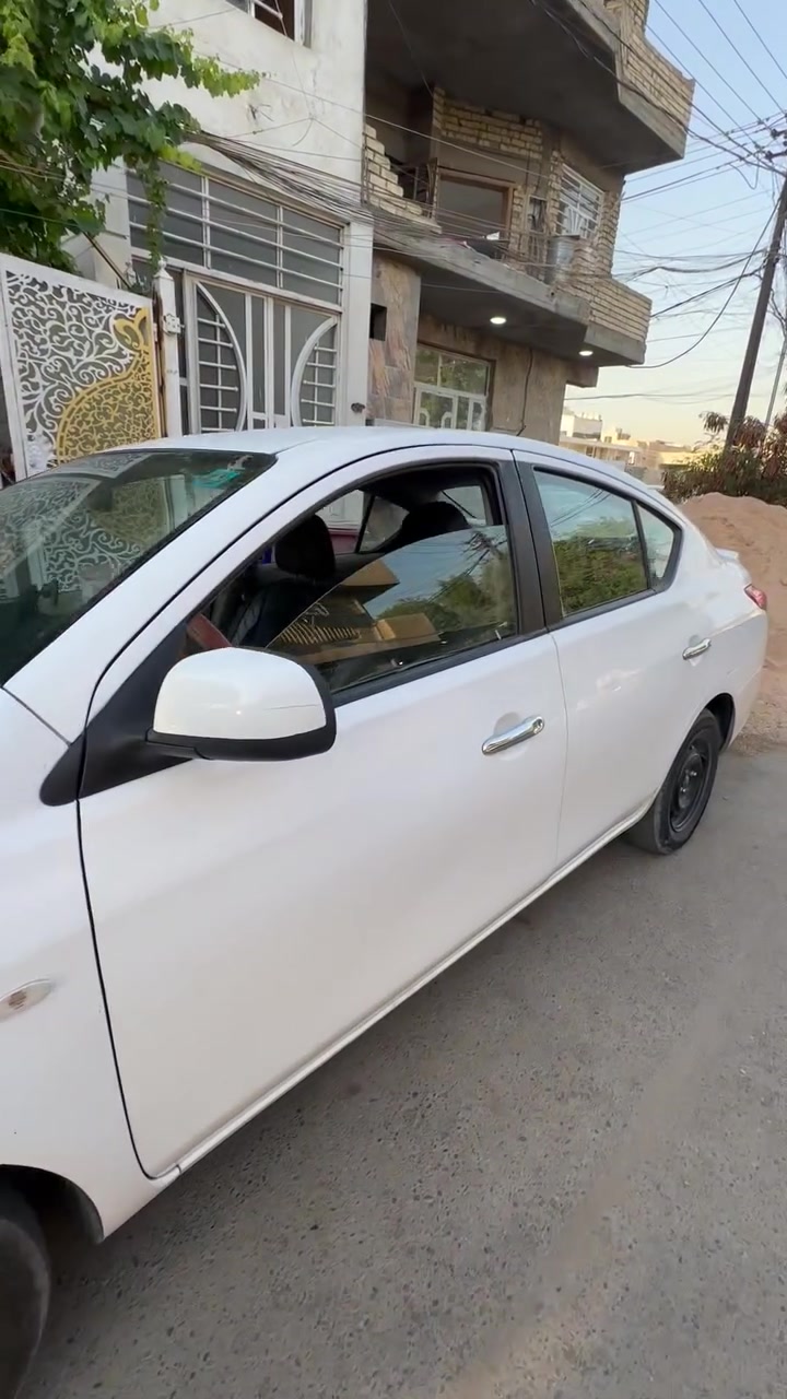 السلام عليكم للبيع نيسان سني هندي 2019 ماشيه 96 الف بيها قطعتين صبغ وقطعتين تبديل سعرها 89 وبيها مجال للتواصل ***********مكانها بغداد حي الجامعه
