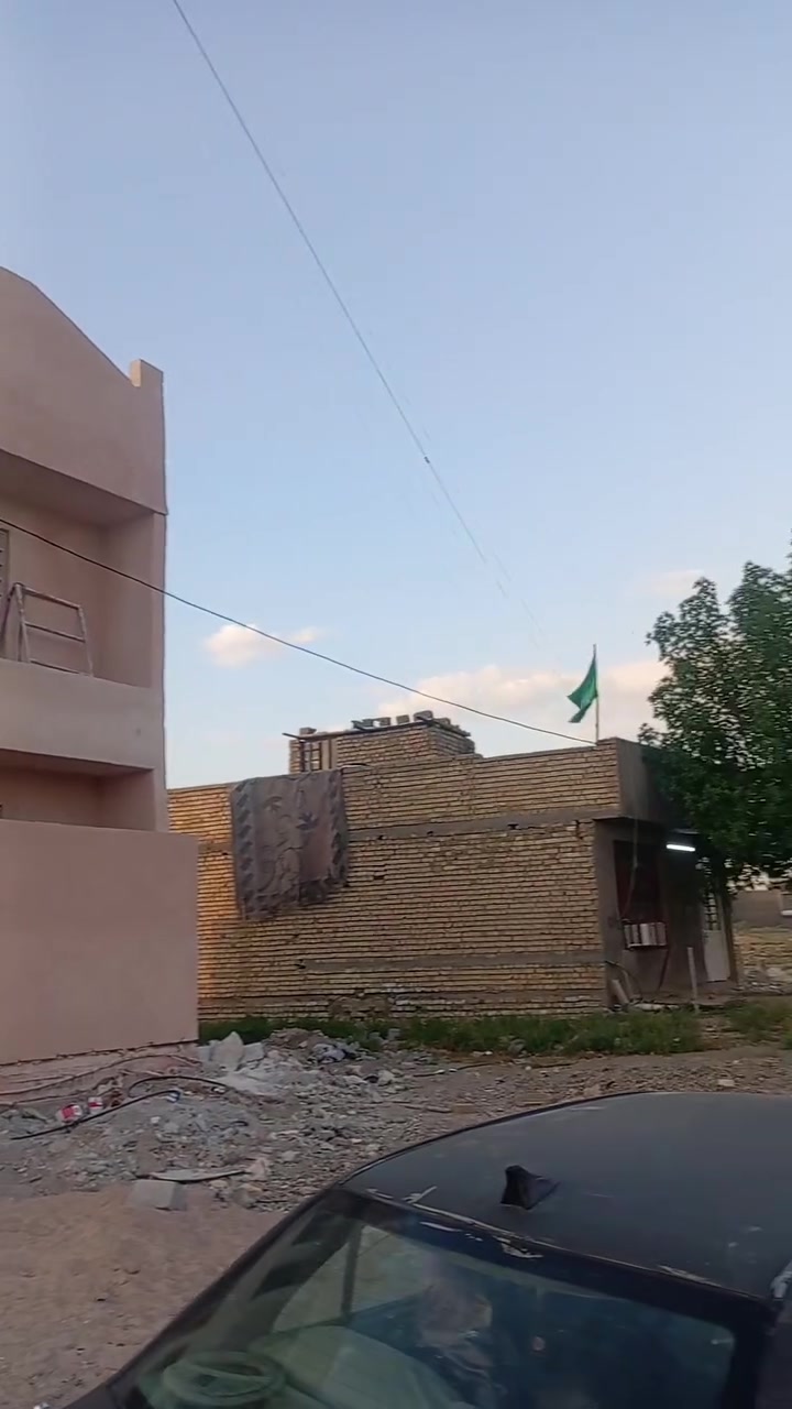 مشتملات ثنين للبيع واحد كامل ٥٠ متر والثاني هيكل ٥٤متر جكوك وقف القادري بظهر المعارض مال جكوك مقابيل مرور الكاضميه *********** /***********
