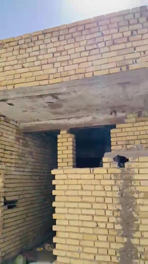 �🔥 عرض نار — سعر يكسر السوق! 🔥🔥
🏠 بيت مساحة 50م للبيع — هيكل طابق واحد
📐 الواجهة 3.5م × النزال 14م
💰 السعر فقط 35 مليون دينار! 🚨
🔥 عرض مناسب جداً للسكن أو الاستثمار وسعره لقطة!

📍 العنوان: بغداد – الحرية الزراعي
📌 قرب أسواق السدرة

✅ مي
✅ كهرباء
✅ مجاري
✅ خدمات كاملة
🧱 فقط يحتاج مقرنص

📜 سند 25 أصلي
📝 مكاتبة + تعهد خطي
🛡️ في حال حدوث أي تعرض على العقار من أي جهة، يتم استرداد ضعف المبلغ المدفوع حسب التعهد الخطي.

🏢 مكتب الأمين للعقار
مكتب مجاز بإجازة رسمية، وختم المكتب مسجل في عمليات بغداد، ونضمن لك حقك الكامل.

📞 للاستفسار والحجز:
*********** — بإدارة علي الكناني
*********** — بإدارة أبو موسى

🚨 35 مليون فقط!
🔥 سعر يكسر السوق — فرصة ما تتكرر!
⏳ الجاد يتصل قبل لا ينباع
