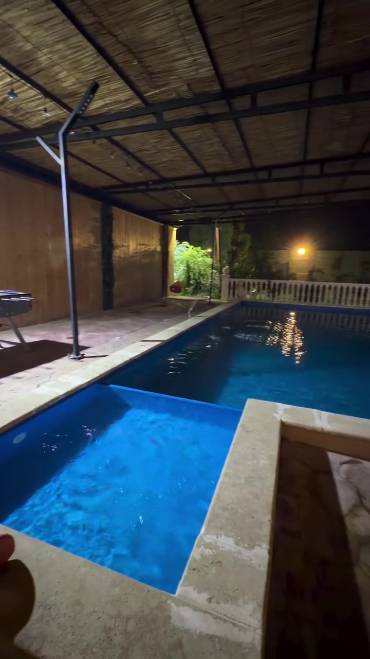 مزرعة Dana farm مزرعة دانا للإيجار اليومي 🏡🌳

📍 الموقع: بغداد – سريع الدورة اليوسفية ١٥ دقيقة عن جسر الطابقين

✔️ أجواء هادئة ومناسبة للعوائل والشباب

✔️ مساحة واسعة وخدمات متوفرة

📌 للحجز والاستفسار يرجى الاتصال أو المراسلة على واتساب: 
 📞 ***********
 موثق في تطبيق اجرلي- Ajirly لتأجير المزارع السياحية
