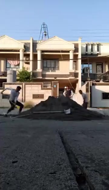 رافعة ونج كهربائي لتصعيد كافة المواد البناء الى اسطح الدور والعمارات أسعار التصعيد 
الف بلوكة صلد ب100الف
الف بلوكة مجوف 80الف
الف قطعة كاشي75الف 
الف كاشي حجم40× ب75الف
سفرة رمل 125
سفرة تقسيم3ط ب125
سفرة ع طابق الثاني ب120
تك رمل ب80الف
طن سمنت ب7،5الاف
دنبر رمل ب7٫5الف 
دنبر حصو ب7٫5الف
خزان ماء ب5الاف
امكانية رفع الونج بدون تفليش ستارة
اضافة الى تصفيط وصب الاساسات وصب البيتونات وصب السقوف وتعديل وصب الارضيات ويوجد صب بالبنم
وخدمة توصيل المواد،،  
***********

العمل داخل حدود مدينة الموصل
الموقع الايسر حي الميثاق
