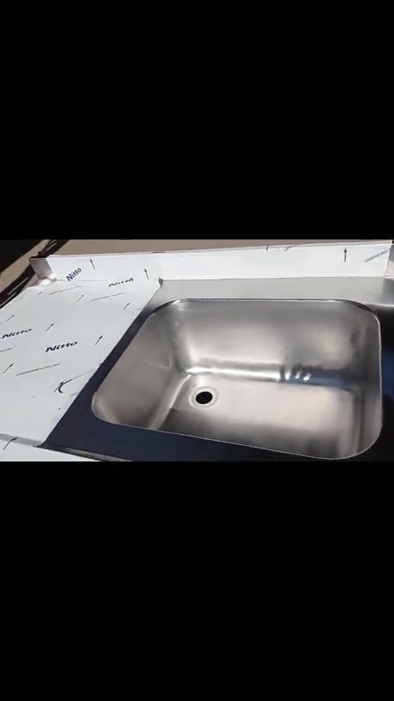🔥 شوف الشغل الصح!
من الفكرة ➜ للتنفيذ…
دقة، جودة، وتشطيب يفرق. 💪
Al Amana Steel
الأمانة بالجودة… والثقة بالشغل 🤝
📞 ***********
شلون سعر هذا الشغل بالضبط؟ وإذا أكو أكثر من موديل أو قياس، ممكن تذكر الأسعار لكل واحد؟: 
حسب الاتفاق موجود كلشي 
وين موقعكم بالعراق؟ وأكو توصيل لو استلام من عندكم فقط؟: 
هولير 
هذا المنتج متوفر جاهز لو ينفصل حسب الطلب؟ وإذا حسب الطلب، شكد مدة التنفيذ؟: 
تفصيل حسب الطلب 
هل بيه ضمان على الشغل أو على الوصلات واللحام؟ وإذا نعم شكد مدته؟: 
نعم ضمان 
ممكن توضح نوع استخدامه المناسب أكثر: للمطاعم، المحلات، لو للمشاريع الخاصة؟ وهل أكو إمكانية تعديل المواصفات حسب الطلب؟: 
ستيل 
مشافي مطاعم كوفيات 