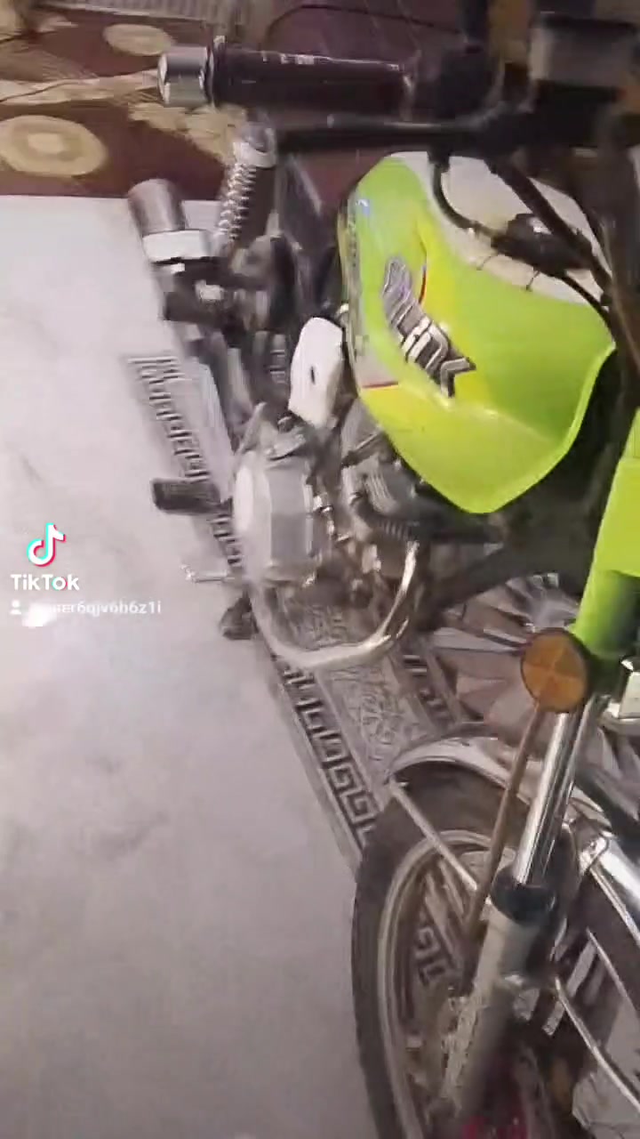 السلام عليكم دراجه سيفان اصولي اوراق مقفوله جديده خير من الله تايرات جدد شوبلس الشراي خليه ينتصل على هذا الرقم ***********
