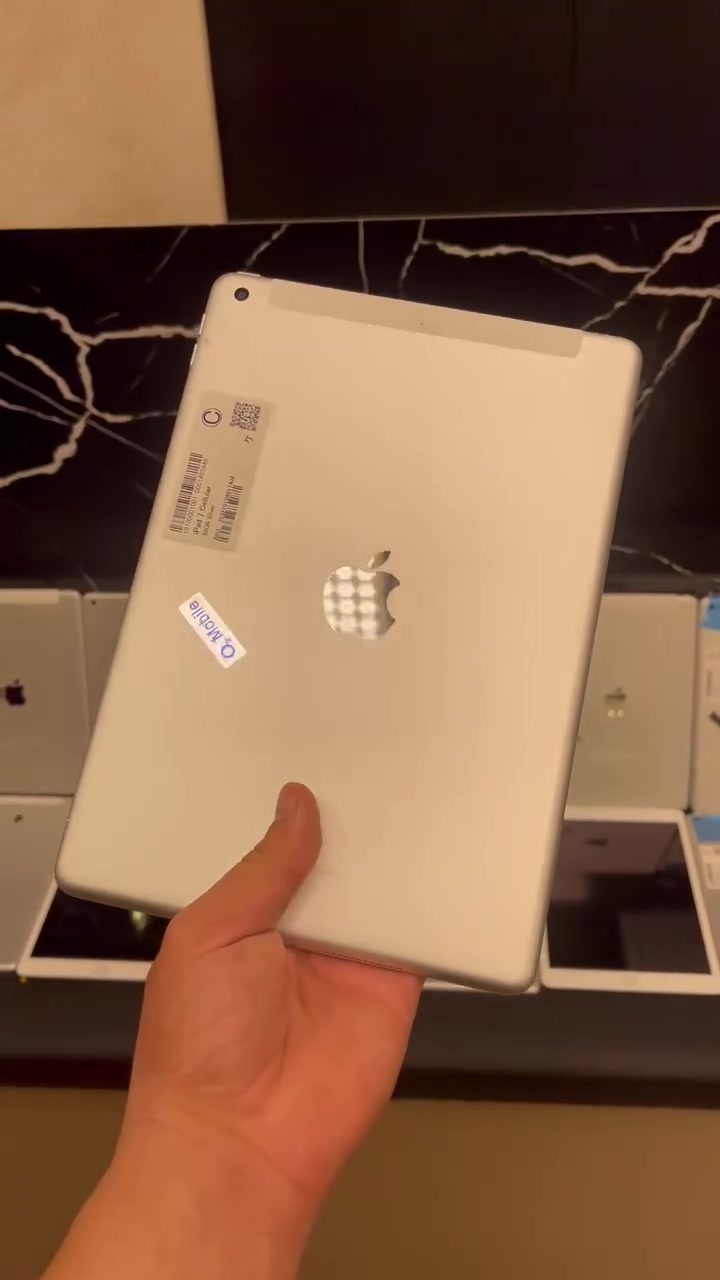 آيبادات Apple - نظافة 100/100
أجهزة نظيفة ومجربة، مناسبة للدراسة، الاستخدام اليومي والألعاب نسخه السيم كارت🔥
ضمان 7 أيام للاستبدال
💸الحلو سعره ارخص  سعر بالعراق🔥🔥
الأسعار والموديلات:
• iPad 7 | 32GB
143,000 د.ع
PUBG- 60 فريم 
• iPad 8 |32GB
175,000 د.ع
PUBG- 60 فريم 
.ipad 7 -| 128 
PUBG- 60 فريم 
180,000 د.ع 
نظافه ١٠٠٪؜  وبطاريات عاليه + ضمان 
 
 
مركز صيانه وسام ... 
📍////بغداد الطوبجي مقابل كوكتيل البركة 
📍//// بغداد الطوبجي شارع السوق مقابل مدرسه السلامً
🚚🚚 يوجد توصيل الجميع محافظات العراق
وتساب : ***********
