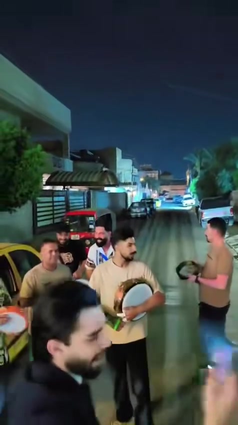 مكتب وتسجيلات ياليل ياعين مستعدون لاحياء كافه الحفلات موسيقى شعبيه دي جي كادر نسائي ورجالي وحفلات شعبيه مع اجمل النجوم للتواصل ***********
