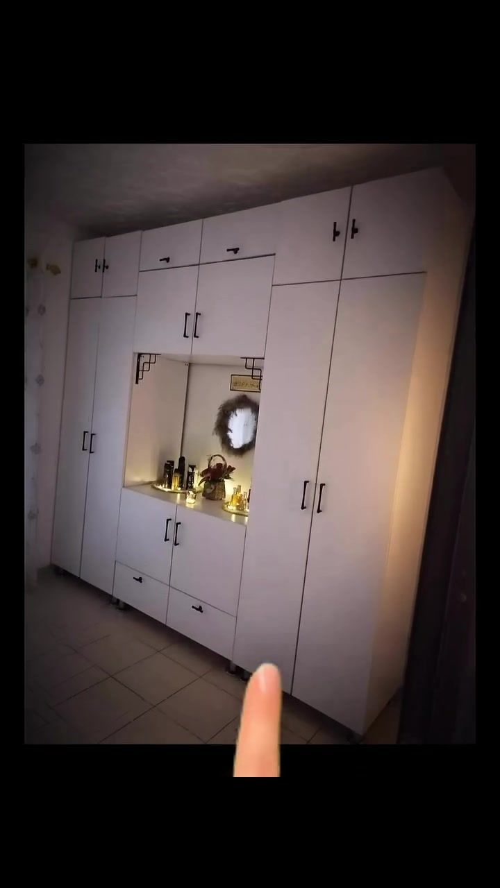 🏠✨ B7… كل تفاصيل بيتك بمكان واحد
من أول خطوة إلى آخر لمسة،
كل ما تحتاجه لتجهيز بيتك يم #ديكوراتي 
🛋️ أثاث وديكورات💯
🎨 صبغ وديكور💯
🍽️ مطابخ بتصاميم عصرية💯
🪵 تجهيزات وتشطيبات💯
💳 والأجمل… كل هذا بالتقسيط!
لا تتعب نفسك بين المحلات…اختار صاحب الخبرة 
B7 يجمع لك كل شيء تحت سقف 
🔥 B7 — صمّم، اختَر، جهّز… وقسّط
#ديكوراتي #اثاث #مطابخ #اصباغ #بسماية #B7
