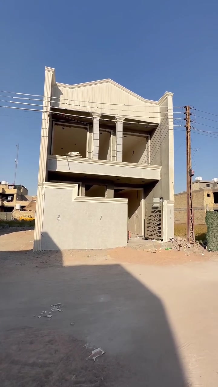 بيت 🏠 100م طابقين#للبيع
طابو زرعي سند 25✅ 
يحتوي علئ 3غرف نوم 
مطبخ +ستقبال 
صاله صحيات2
📍البوعيثة مجمع العدل 
للاستفسار ***********

