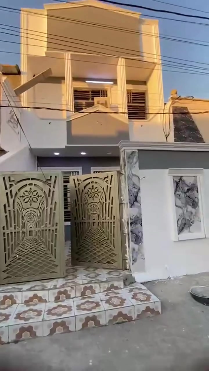 يا الله من رخصت مدير الكروب المحترم دار للبيع في مجمع فدك المشتل مقابيل الرئاسة اول فرع عن الشارع الرئيسي تشجير مساحة ١٠٠ متر غرفتين نوم وصاله واستقبال وتصوير واضح امامكم ولدينا عروض اخرى باسعار مناسبه ونستقبل كافة عروضادكم البيع واليجار والمراوس مكتب المصطفى الدلال ابو علي للاستفسار ***********
