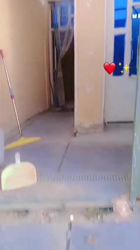 الحسينية الراشدية • طابق ونص • ٨٧م