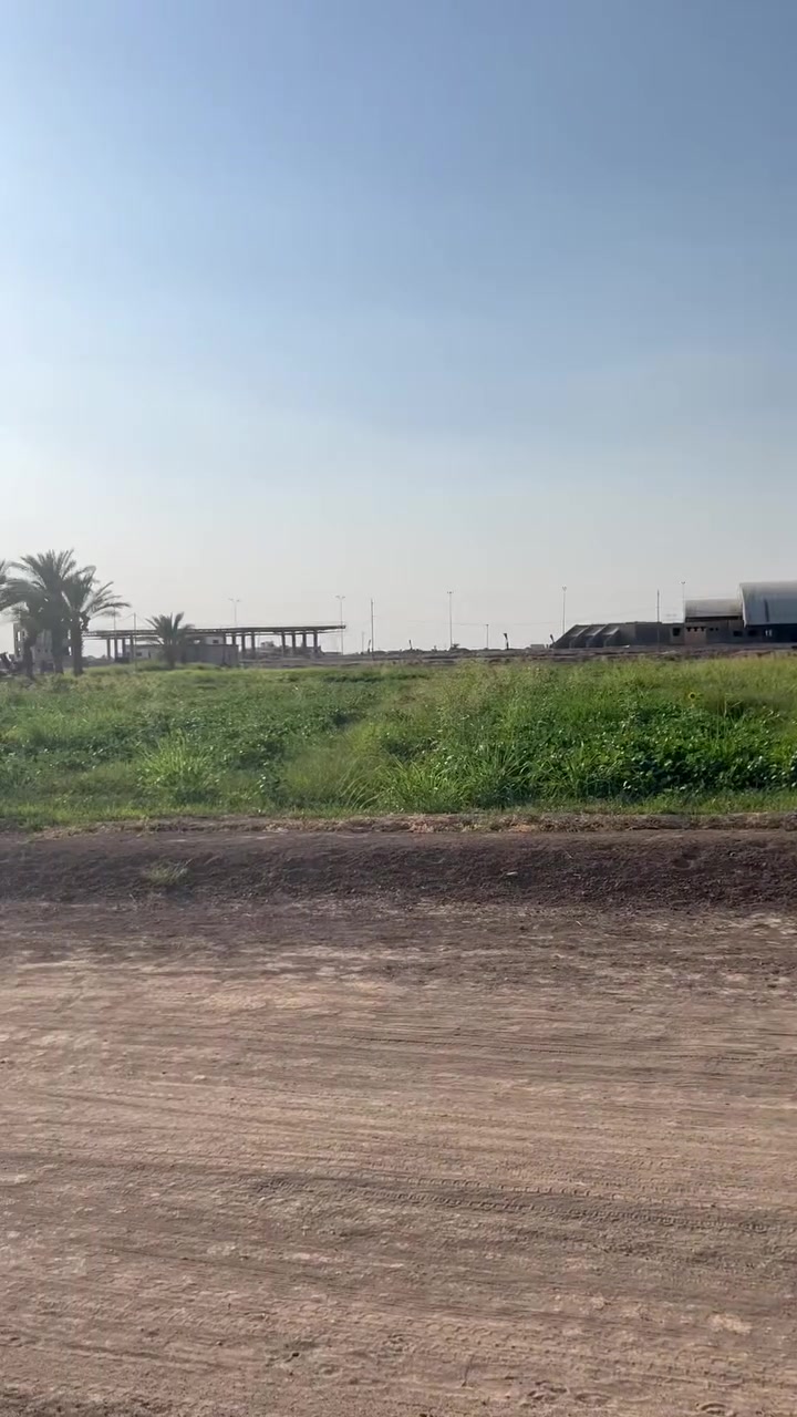 بسم الله
📍قطع للبيع في منطقة الشراع 
مساحة القطعة 200 متر 
طابو سند 25 تحويل مباشر 

سعر القطعة 10 قفل 

للأستفسار 📞. ***********
