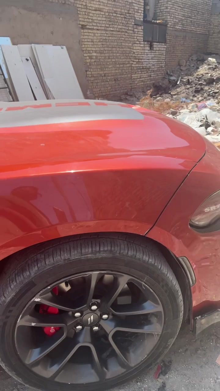 تم تنزيل السعر 185 ورقة
السيارة دايتونا اصل 21 rt 5700
مكينة كير حدادية نظيفات 
حادث جاملغ وبنيد
تعديل باللغد والشاصي الايسر
وبيهه كم رصعة بالقمارة والبدي
المواصفات
فول 1/1 عدا فتحة
ماشية 70 ألف فقط 
لون مشمشي مميز ورقمهه حلو وسهل
شاشة كبيرة  حساسات خلفية 
كامرة خلفية كشتات ذاكرة
كشنات هيتر وتبريد 
كشنات كنتارة وجلد كشنات كهرباء  قطعتين تبريد
شفتات استيرن  وضعيات قيادة 
طاقات بلاد شوته بلاد الزركه 
وباقي مواصفات معروفه الدايتونا
رقم بغداد الجديد هزة وسنوية مخلصانه
مكان بغداد الحسينية
***********