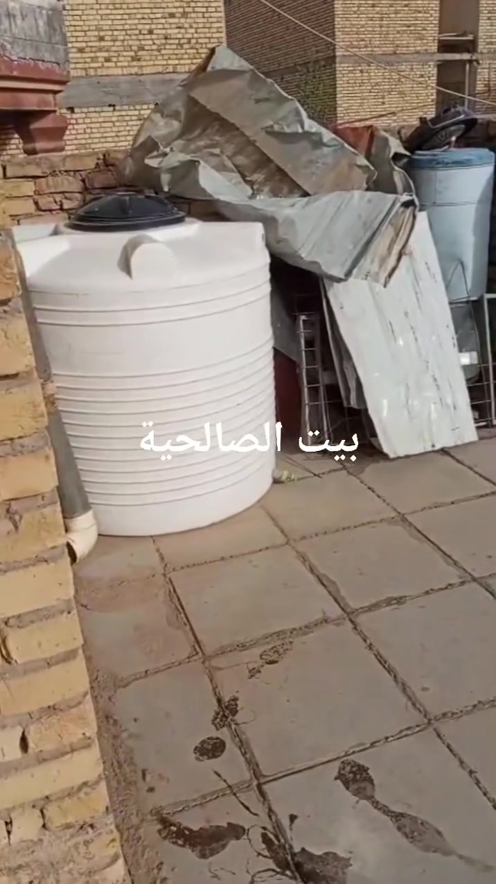 معروض لدينا للبيع
1_بيت 100 م امامي طابقين مسلح في الحي العسكري شارع المدارس 
الطابق الاول استقبال وصاله وغرفه ومطبخ وطارمه ومنور وصحيات
الطابق الثاني ثلاث غرف مع مخزن في السطح
ارضيه مرمر  سطح شتايكر ،بناء طابوق صب
السعر 195 قفل
للآستفسار *********** او مراجعة المكتب في الصالحية
للمتابعة اضغط على الرابط ⬇️
https://www.facebook.com/share/g/1BgJJhw9Ld/معروض لدينا للبيع 

2_ بيت 100 م امامي طابق واحد مسلح في الصالحية
مكون من غرفه وصاله واستقبال ومطبخ وطارمه وصحيات
سطح شتايكر ، ارضيه مرمر ، السعر 155 

للمتابعة اضغط على الرابط ⬇️
https://www.facebook.com/share/g/1BgJJhw9Ld/
