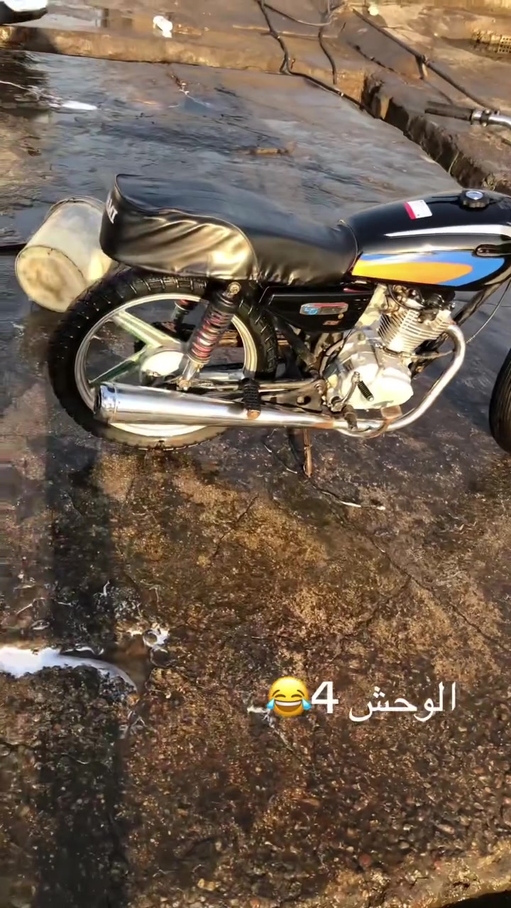 سلام عليكم تايكر لبيع دراجه حلوه مكينه تخبل لسعر 300+هيه حربيه مكاني بغداد لشعله رقم ***********بيه واتس
