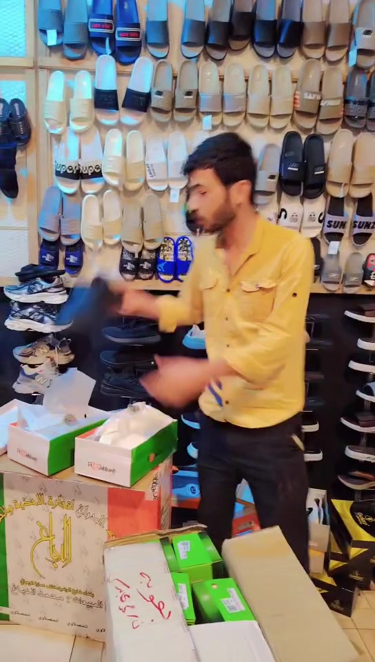 نقدم لحضراتكم تشكيله رائعه  تناسب اذواقكم للاطلاع
أكثر التواصل ماسنجر اوواتساب***********
 عنوانه بهرز نزلت علي الهادي أو شارع السناجره مجاور مكتبة المعرفه أو مقابل( فرن صمون بركة الرحمن)  
تخفيضات 🔥🔥
